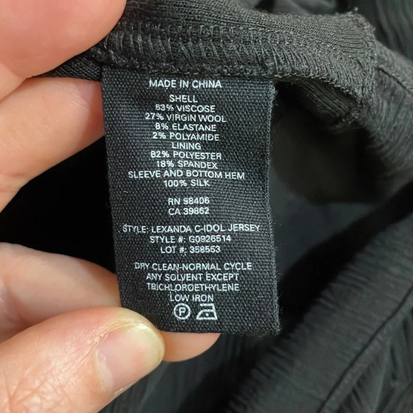 NWT Theory Lexanda C Idol Bell-Sleeve Peplum Top, Black size Large - Picture 6 of 11